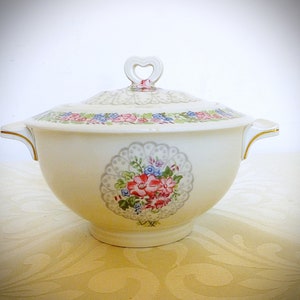 Théodore Haviland – Limoges Suikerpot met deksel – beschilderd ‘décor de Solange Patry-Bie’ – jaren 20