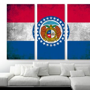 Missouri State Flag Canvas Print Grunge Effect Wall Art - USA state flag Giclee print for home decor, wall decor & interior design