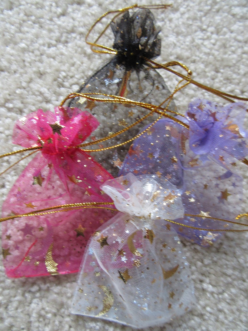 Great Gift ~ It/'s a Girl Darling Memory Locket with Chain ~ Locket ~ Dangles /& Charms that will fit Origmai Owl Lockets!~
