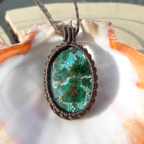 Chrysocolla Macrame Necklace, Macrame Stone Necklace, Druzy Chrysocolla Pendant, Healing Crystal Necklace, Boho Gemstone Necklace