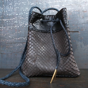 Grey python tote bag, hand stitched bag, stylish messenger bag, smart luxury python bag, wish list, seductive bag, shoulder bag "Sastamala"