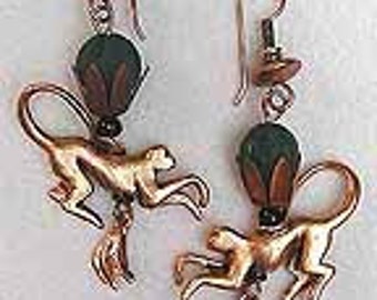 D&#39;Artefax Legacy Vintage RainForest Monkey Earrings