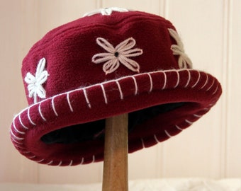 Red fleece cloche hat, burgundy red daisy bucket hat, wine red 1920s flower warm winter chemo cloche, Mother's Day