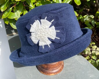 Navy blue cloche hat, dark blue fleece hat navy winter cloche, blue bucket hat, blue warm chemo hat, navy 1920s hat, women&#39;s blue hat