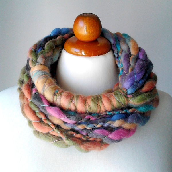 Knit necklace yarn necklace fiber art jewelry chunky long necklace statement necklace wool necklace big bold necklace multicolor purple pink
