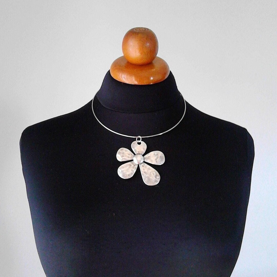 Handmade Brass Flower Pendant Choker: Minimalist Silver Tone Necklace ...