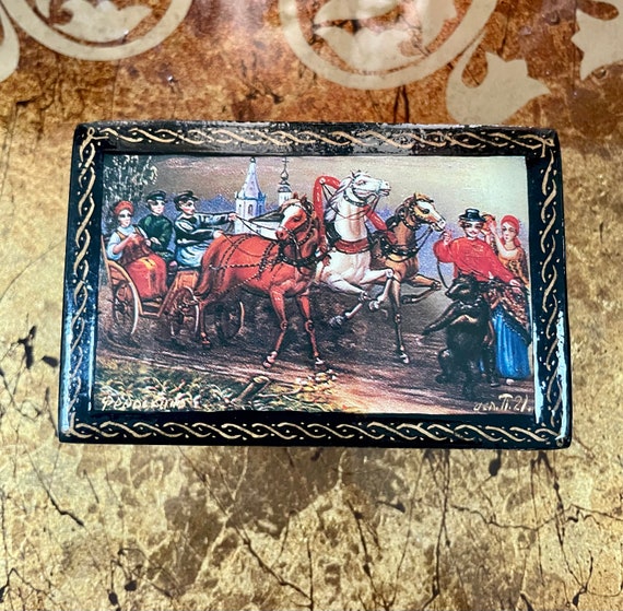 Antique Russian Scene Lacquered Box - image 6