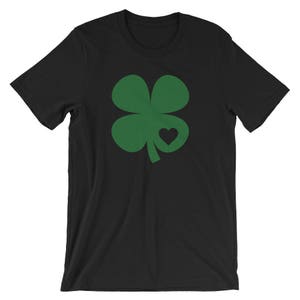Clover Heart Irish Green St. Patrick&#39;s Day Cool Unisex Shirt | Shamrock Funny Ireland Drunk | Best Gift Party Holiday T-Shirt Short-Sleeve