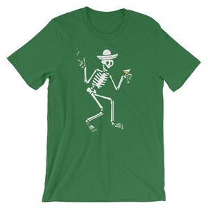 Skeleton Drinking In A Bar Sombrero Funny Shirt Day Of The Dead Calavera Mexican Holiday T-Shirt Halloween Party Costume Short-Sleeve image 4