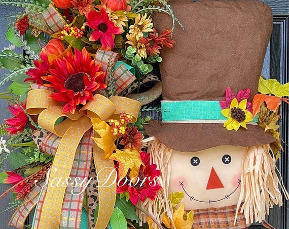 Scarecrow Fall Wreath , Fall Wreath Sunflower, Wreath, Fall Scarecrow Wreath, Pumpkin Wreath, Fall Sunflower Wreath,  Sassy Doors Wreath,