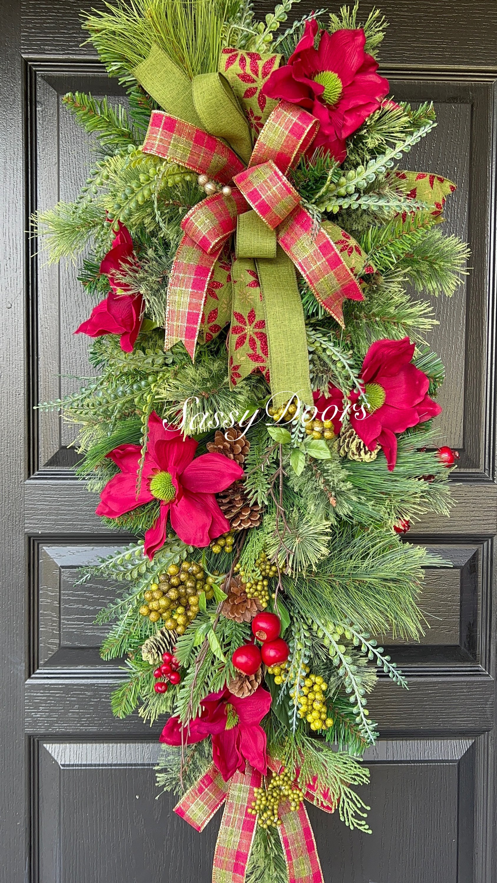 Christmas Swag, Christmas Magnolia Swag, Magnolia Holiday Swag, Rustic