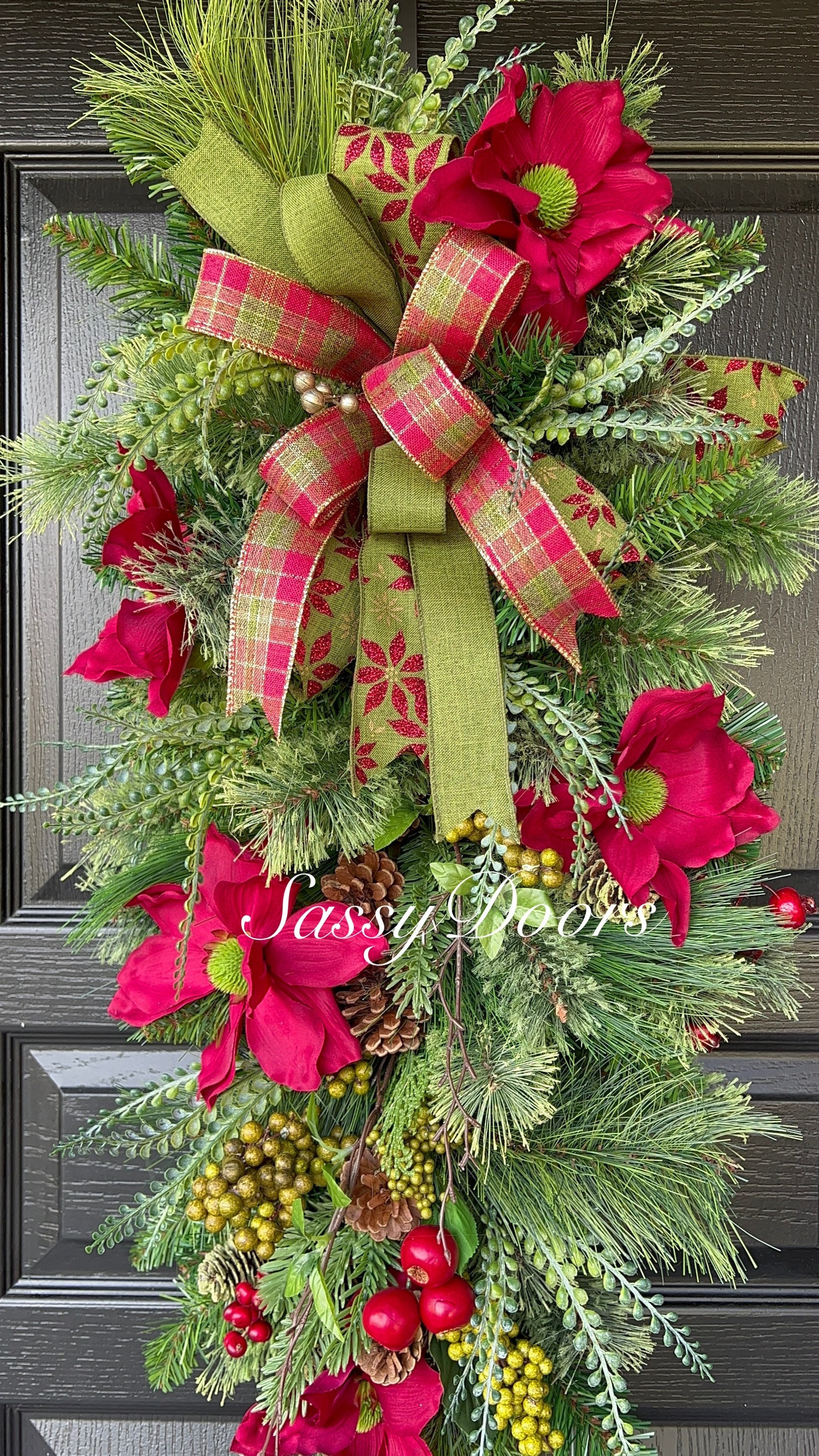 Christmas Swag, Christmas Magnolia Swag, Magnolia Holiday Swag, Rustic