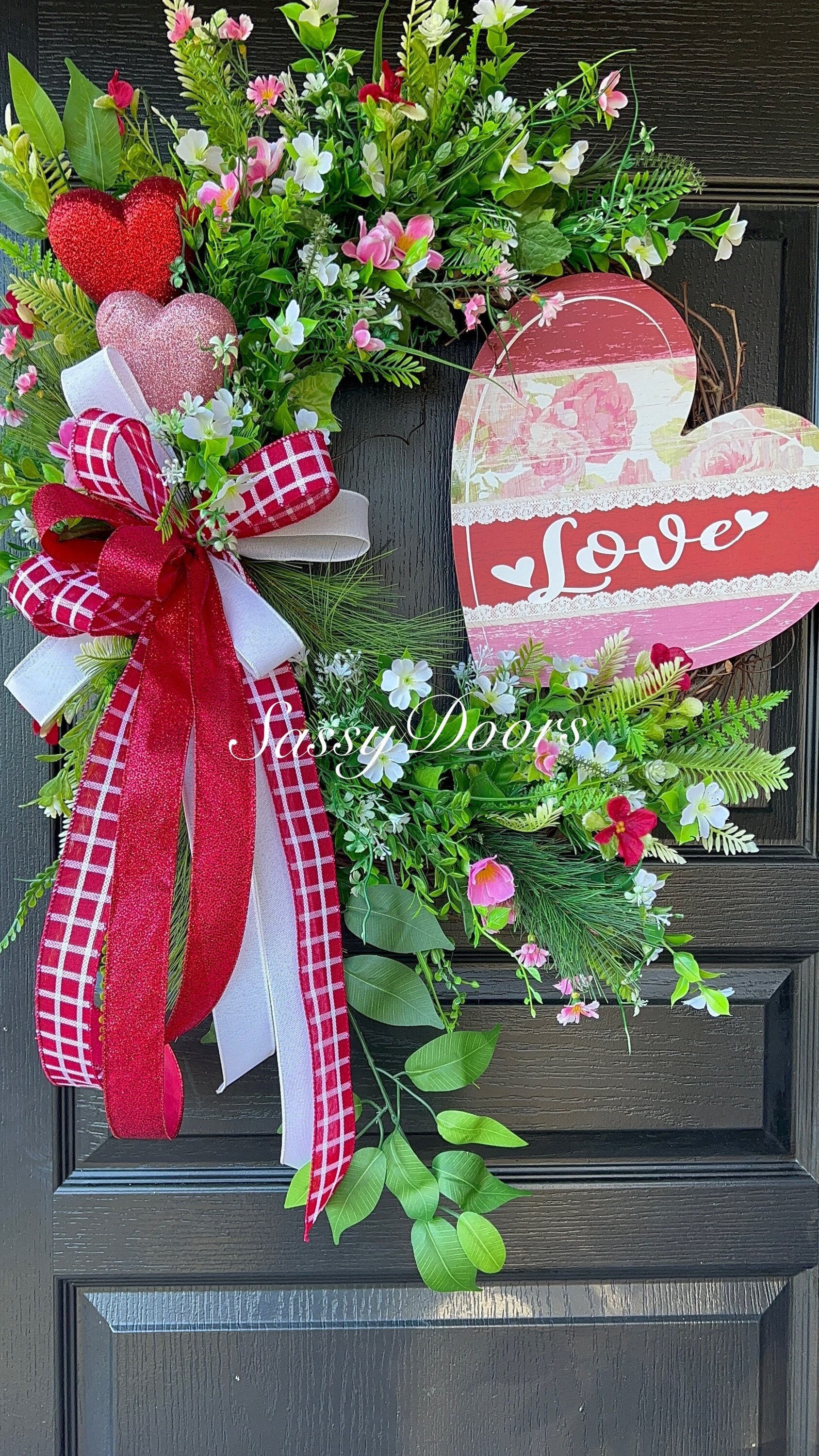 Valentines Wreath, Valentine Door Wreath, Red Heart Wreath, Wreath With