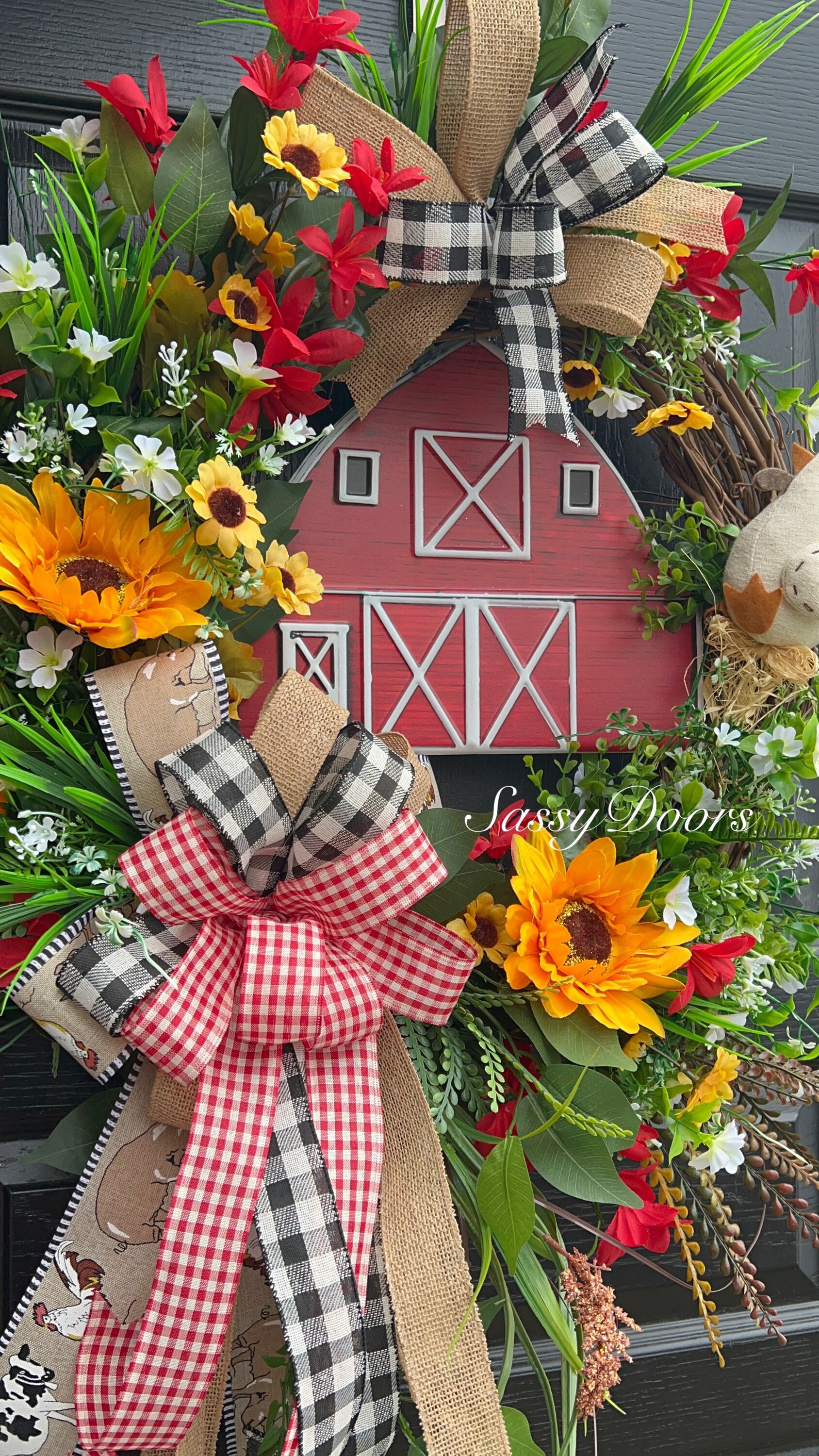 Sorsch Wreaths - Bee Ribbon Wreath – SpringHill Farm
