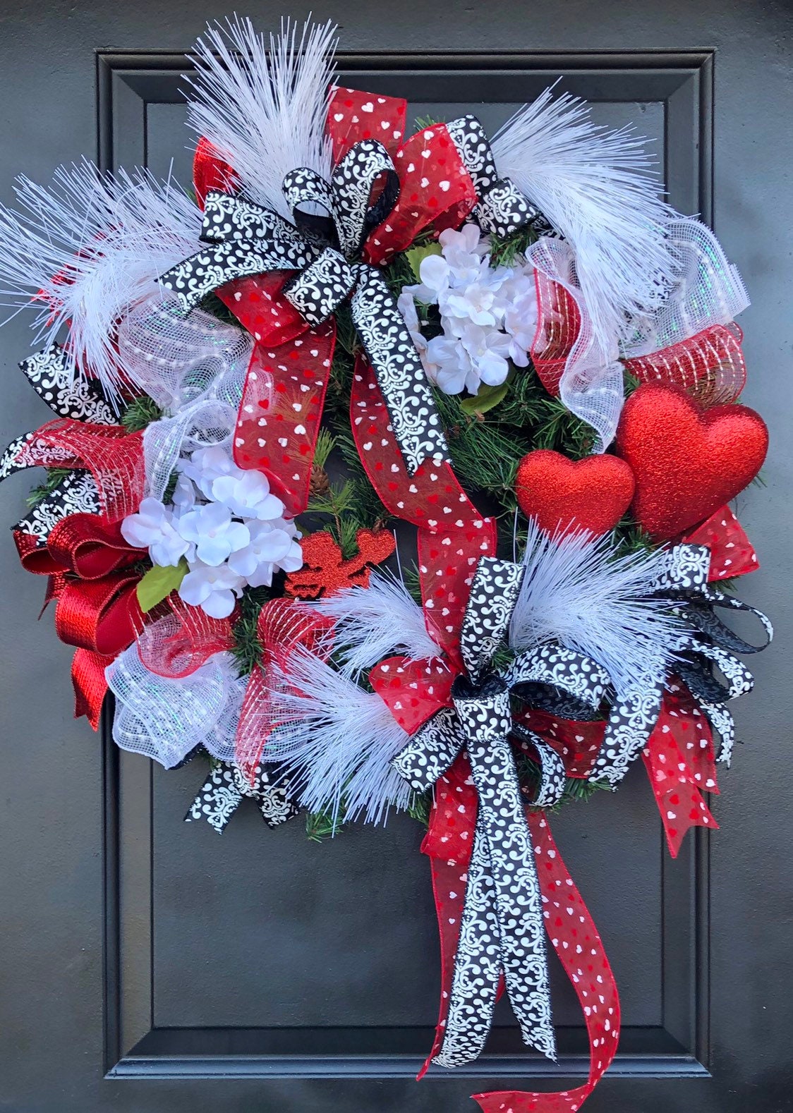 Valentines Wreath, Valentine Door Wreath, Red Heart Wreath, Wreath With