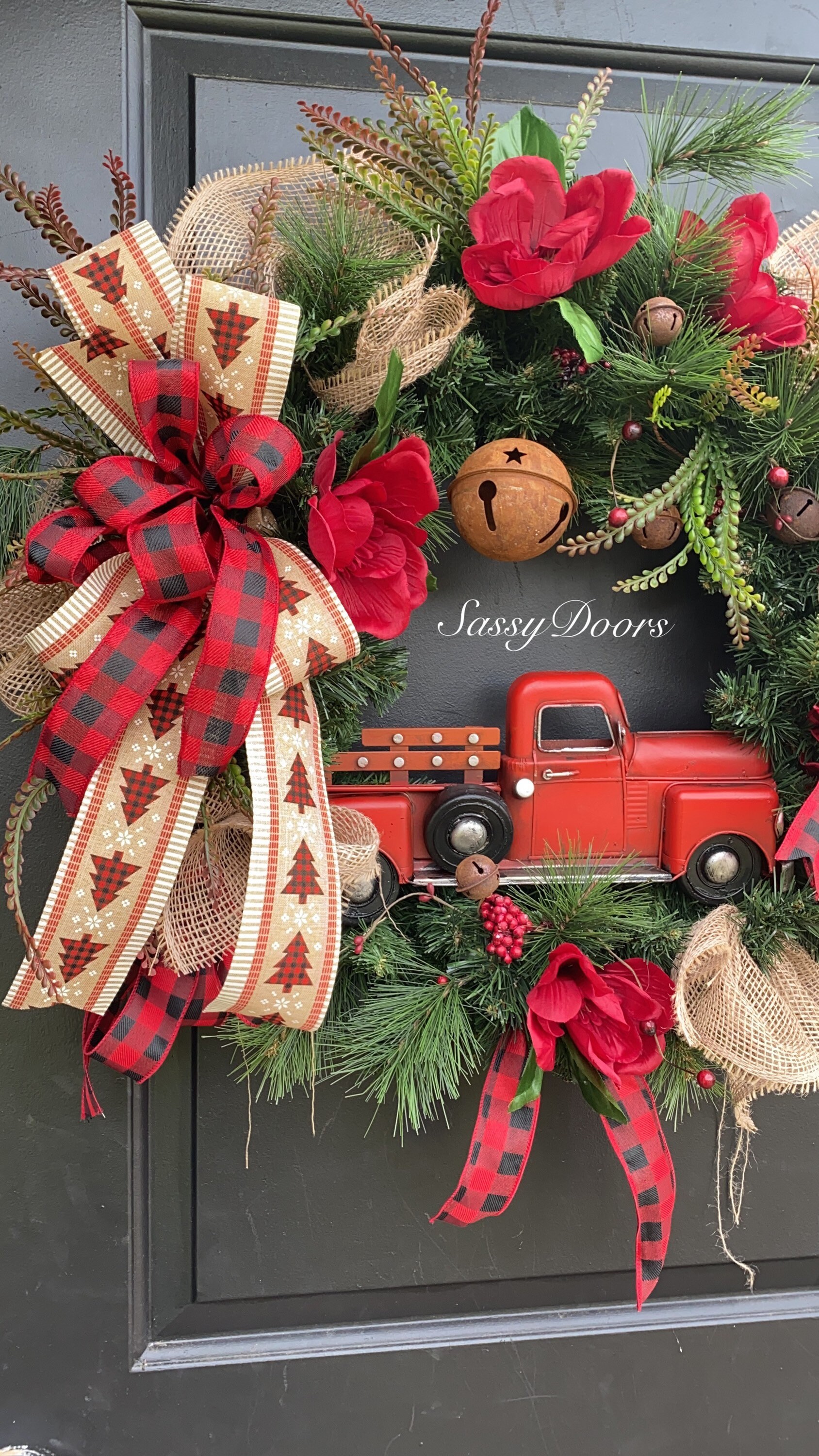 Red Truck Wreath, Rustic Christmas Wreath, Buffalo Plaid, Wreath