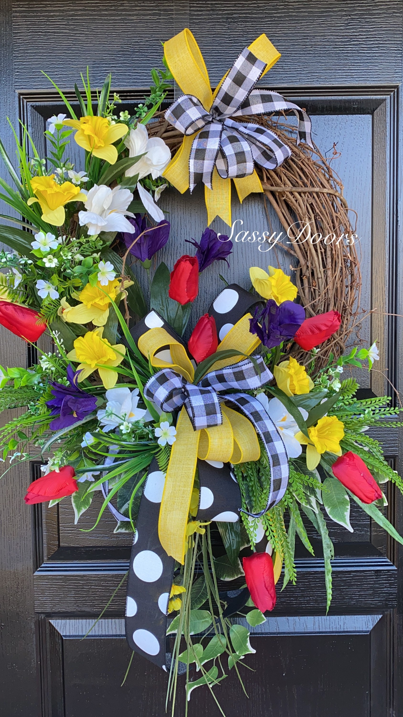 Spring Wreath, Spring Door Wreath, Wreath With Tulips, Buffalo Plaid