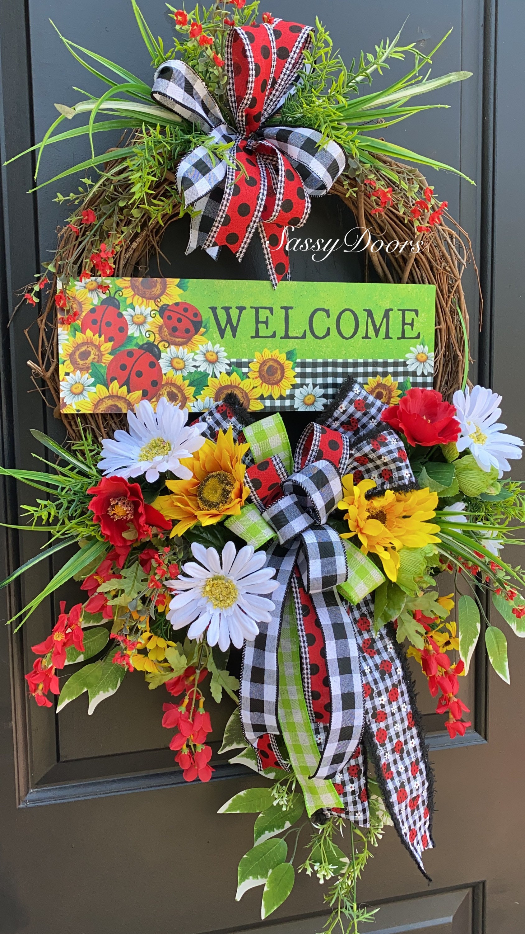 Welcome Wreath Ladybug Wreath for the Front Door Porch Decor Ladybug Garden Shed Decor Ladybug Collector gift Everyday Farmhouse Wreath