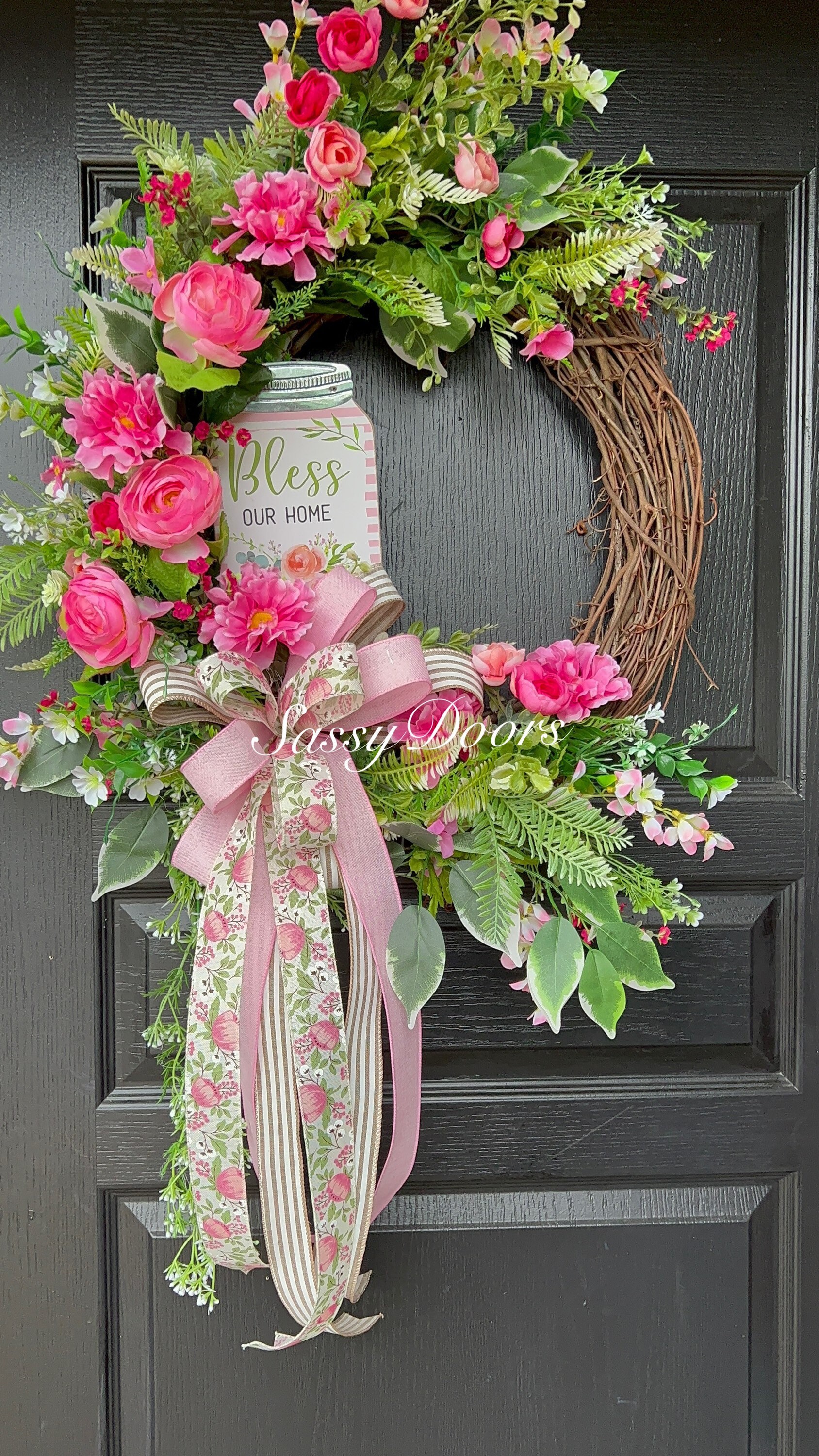 34 Gorgeous Spring Wreaths to Brighten Your Front Door