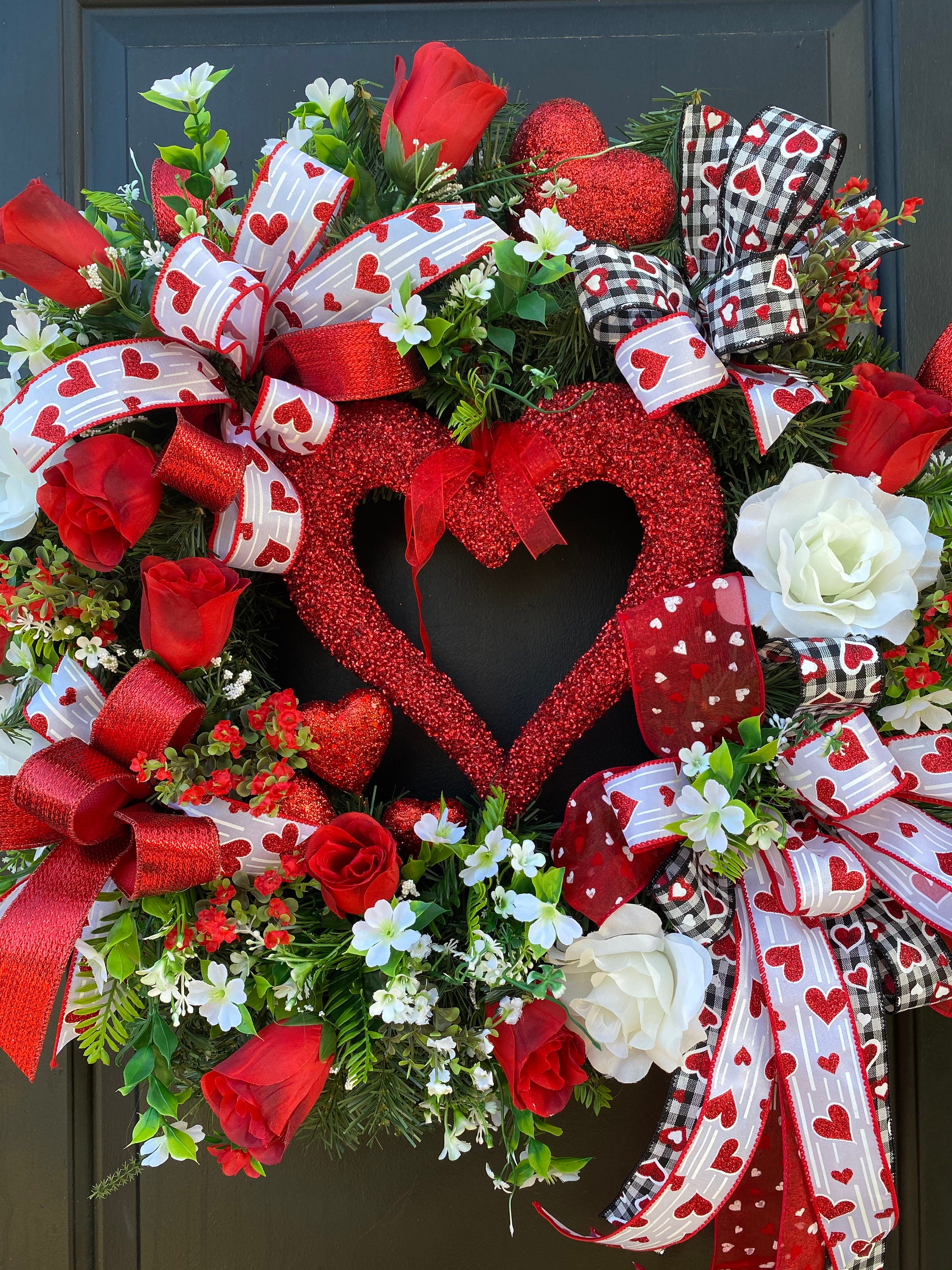 Valentines Wreath, Truck Valentine Door Wreath, Pink Heart Wreath