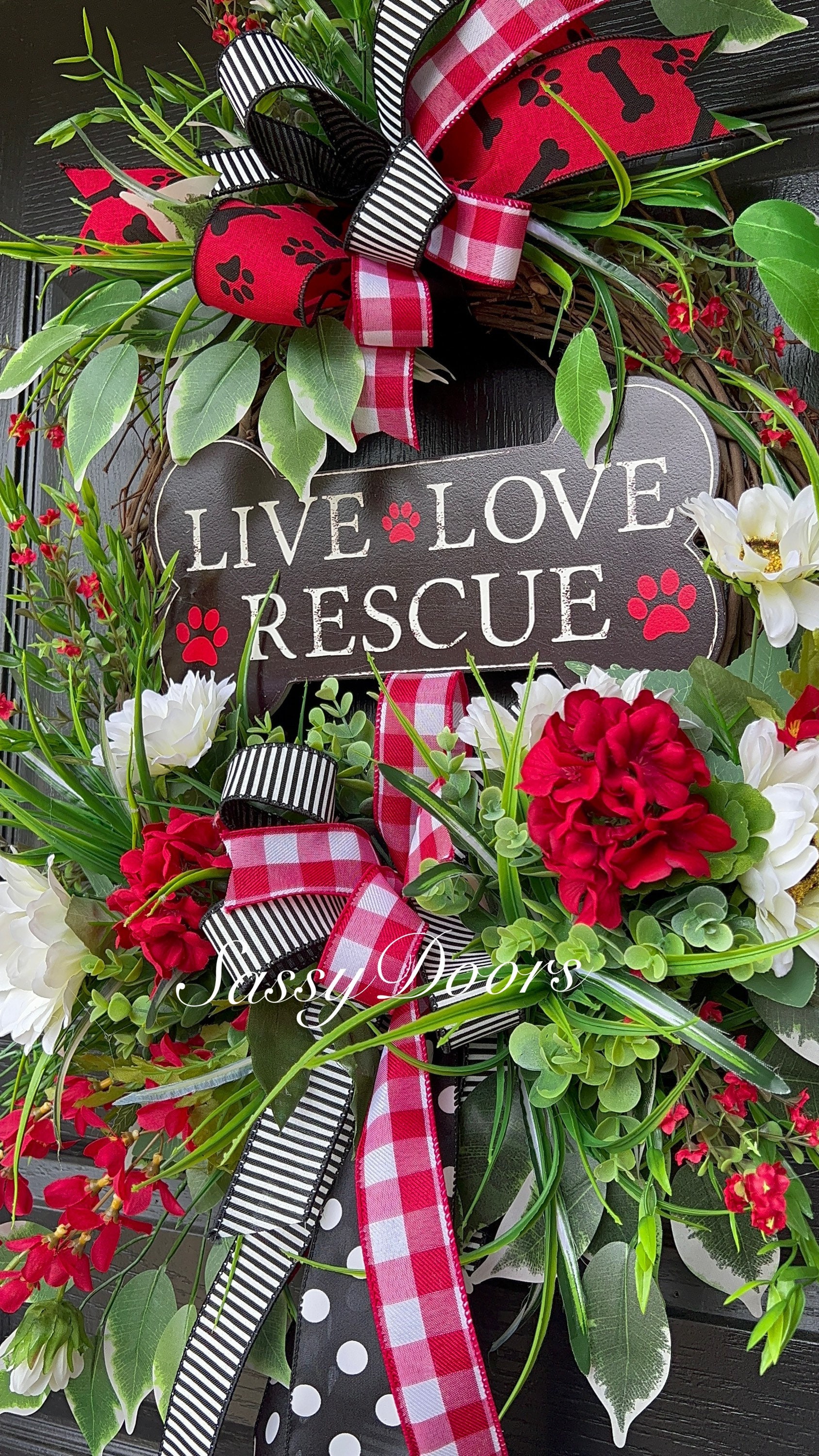 Dog Wreath, Dog Rescue Wreath, Paw Print Wreath, Animal Lovers Wreaths