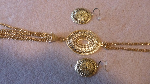 Vintage Gold Plate Oval Pendant With Tassels On G… - image 10