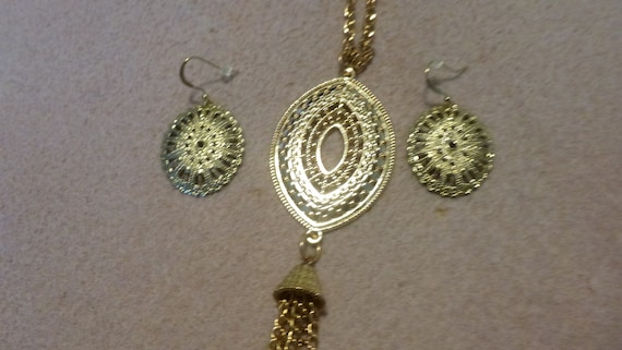 Vintage Gold Plate Oval Pendant With Tassels On G… - image 1