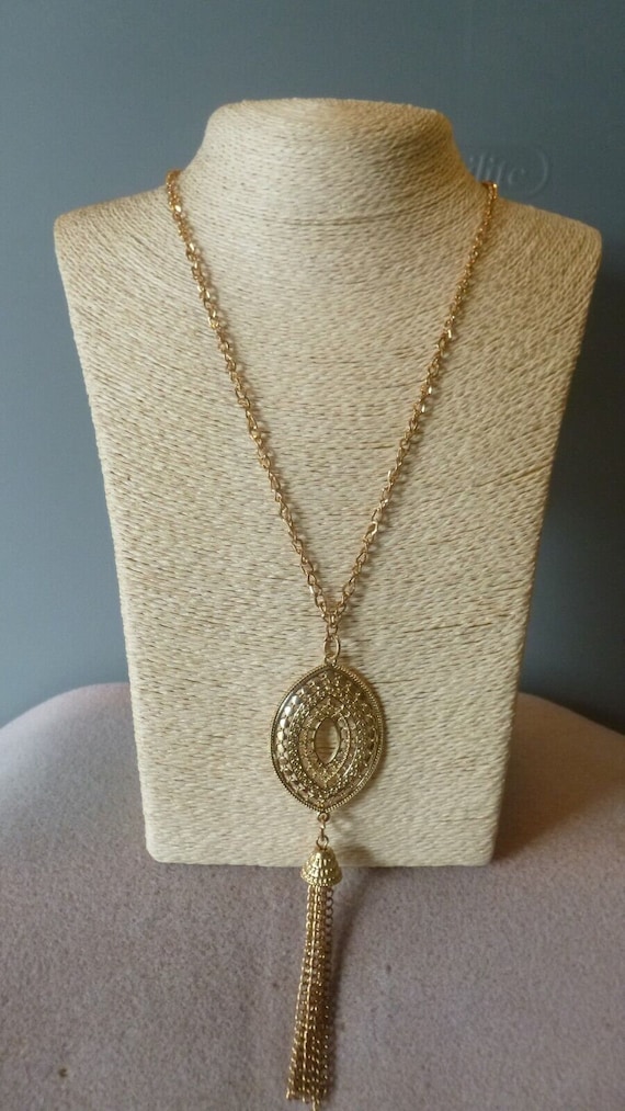 Vintage Gold Plate Oval Pendant With Tassels On G… - image 4