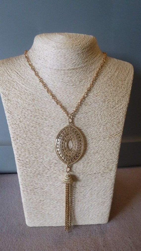 Vintage Gold Plate Oval Pendant With Tassels On G… - image 3
