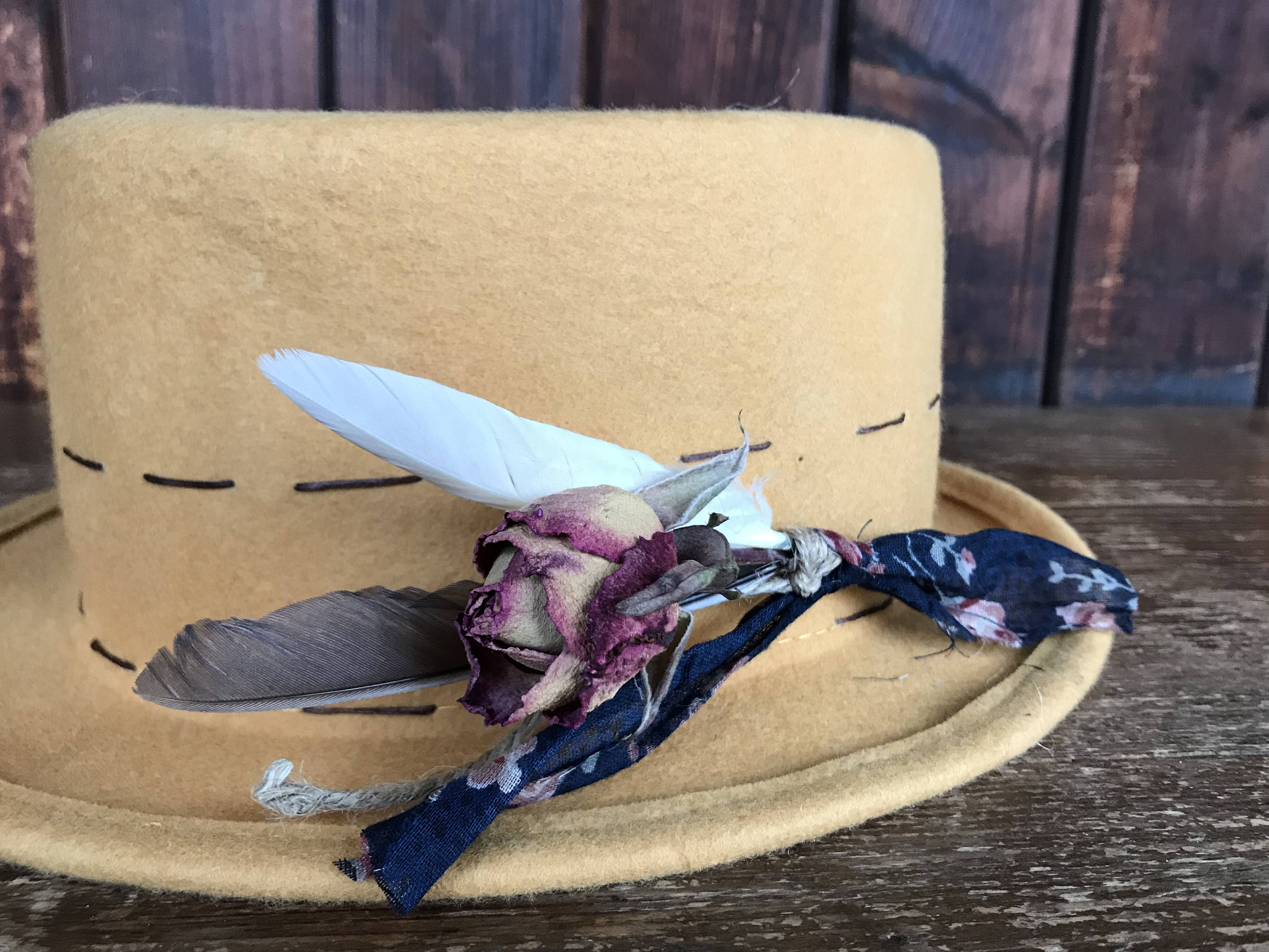 UK made. yobola CANSTA a new essentially English gangster/porkpie hat with x3 unique hatbands plus a tie-dyed Egyptian Cotton liner