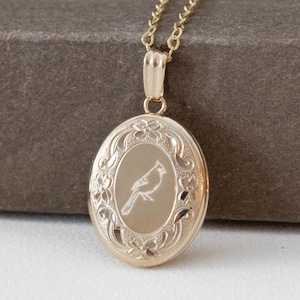 Kardinal fågelhalsband, medaljonghalsband, present till henne, personlig present, personliga smycken, handgjorda smycken, minnespresent, mammapresent
