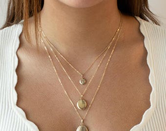 Collana con medaglione ovale, regalo personalizzato, gioielli personalizzati, collana personalizzata, gioielli fatti a mano, regali per la mamma, regalo per lei