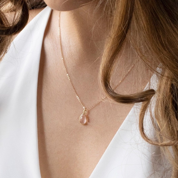 Rose Quartz Necklace • Rose Quartz Jewelry • Rose Quartz Pendant • Gemstone Necklace • Christmas Gifts • Sister Gift • Girlfriend Gift