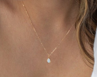 Opal Necklace, Christmas Gifts, Necklaces for Women, Graduation Gift, Minimalist Necklace, Opal Jewelry, Best Friend Necklace, Sister Gift