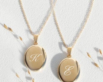 Locket Necklace with Photo, Custom Locket, Engraved Locket, Silver Locket, Gift for Her, Personalized Gift,Personalized Jewelry,Gift for Mom