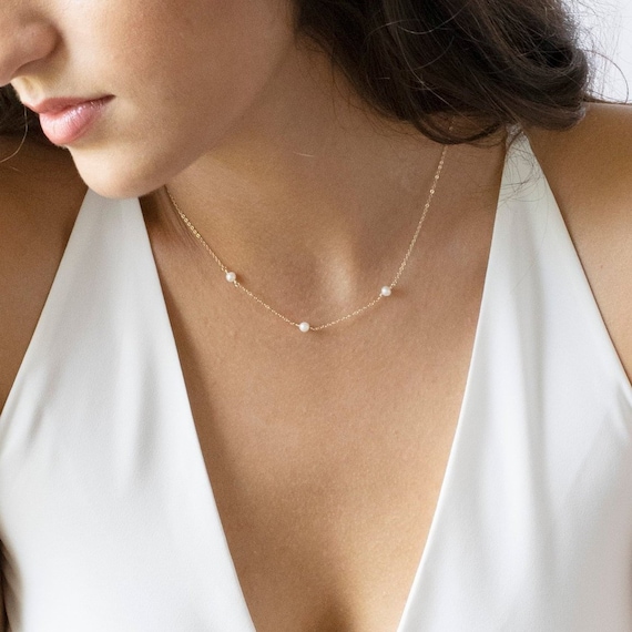 【Monday Edition】THE ONE PEARL NECKLACE MONDAY EDITION Cross Ended Pearl Necklace | Garmentory