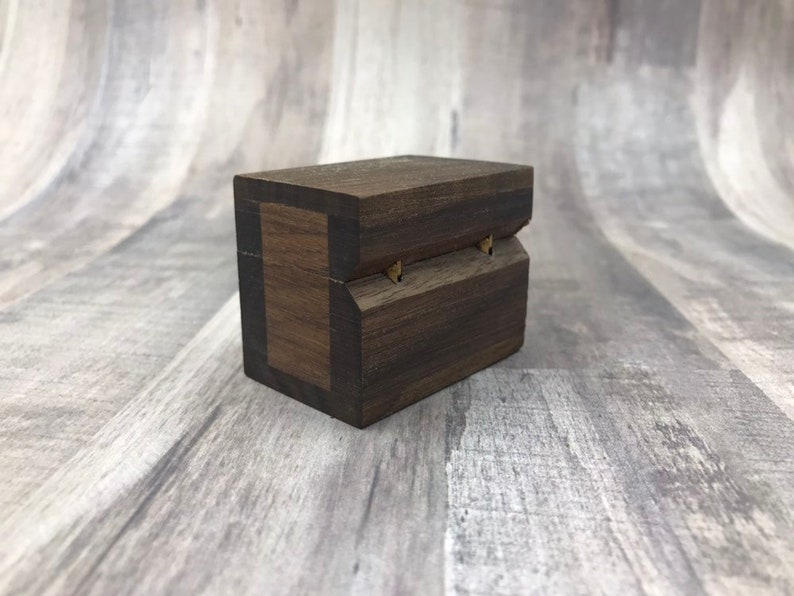 /& Mrs Personalized Magnetic Rustic Wooden Ring Box \u2022 Mr \u2022 Engagement Ring Box \u2022 Men/'s Wedding Band Box \u2022 Women/'s Wedding Ring Box