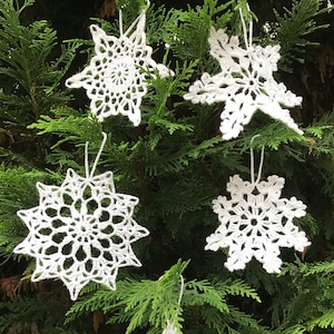 Crochet Snowflakes set of 5,Crochet Christmas,Crochet Christmas Decoration,Handmade Snowflake