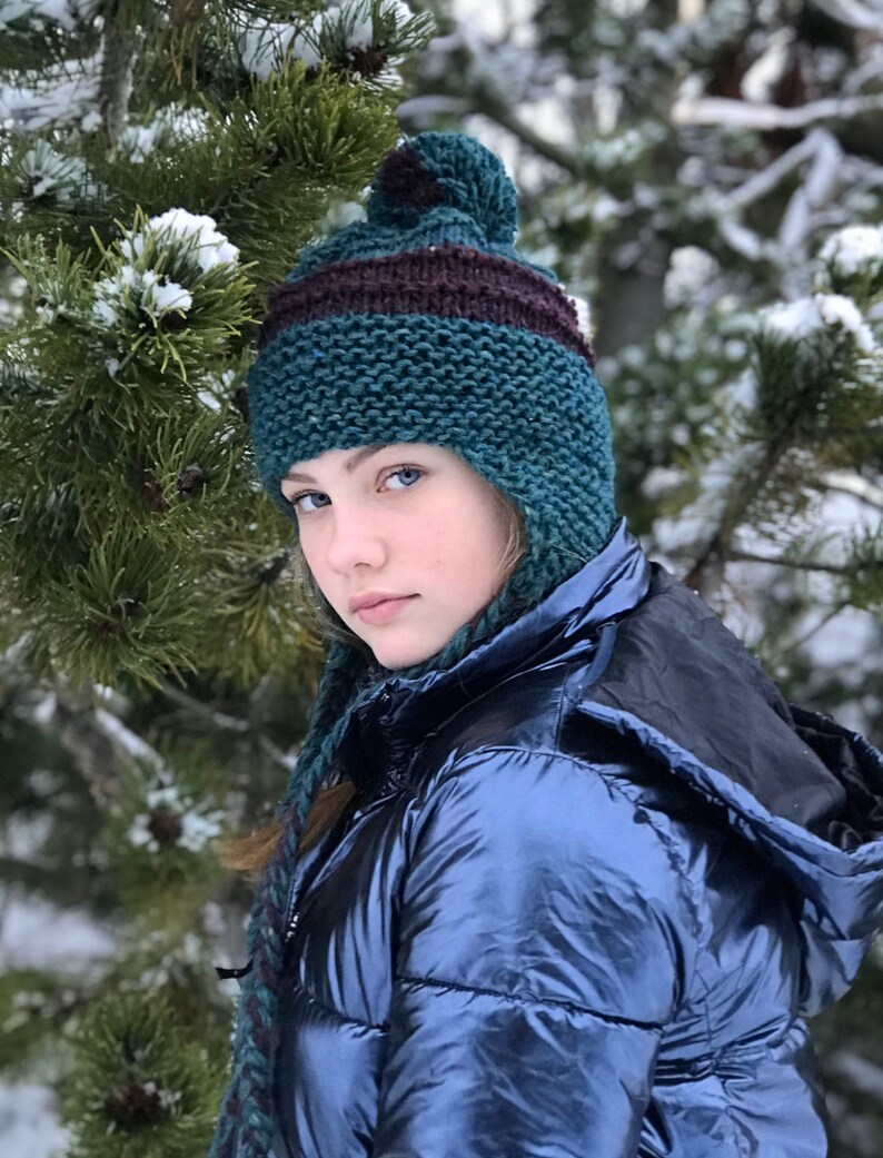 BICOLOR Hat Scarf set Thick Icelandic wool Choose your colour Vegan Pom Pom Braids Ear flaps Double wrap infinity scarf Made to order