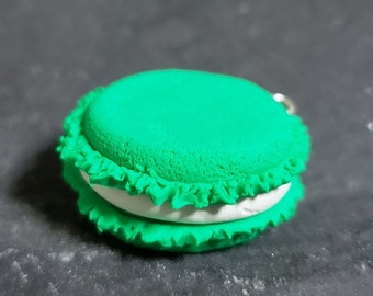 Breloque macaron vert