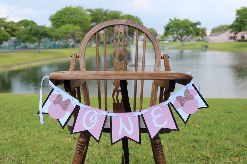 Minnie Mouse High Chair Banner Pink And Black Image 0