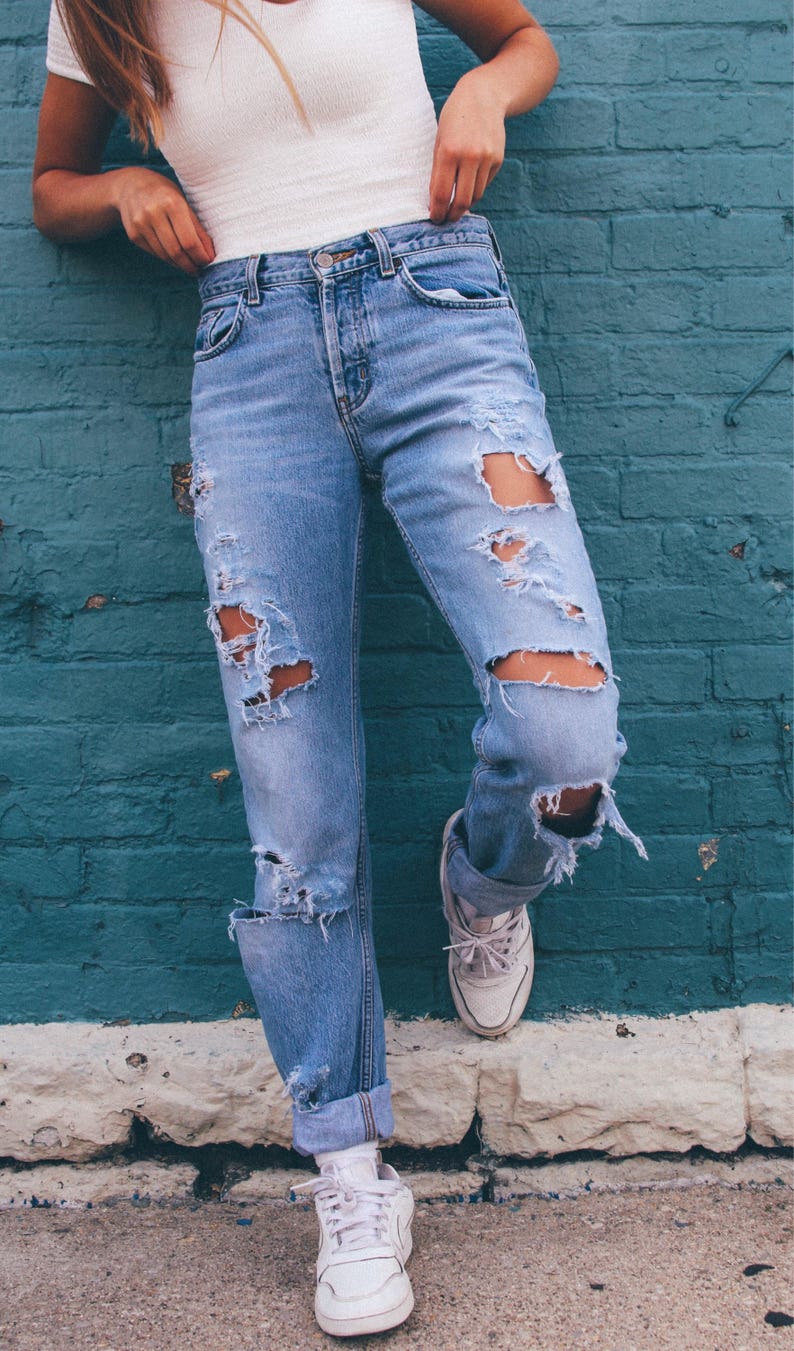 Custom ripped jeans // all sizes // high waisted ripped | Etsy