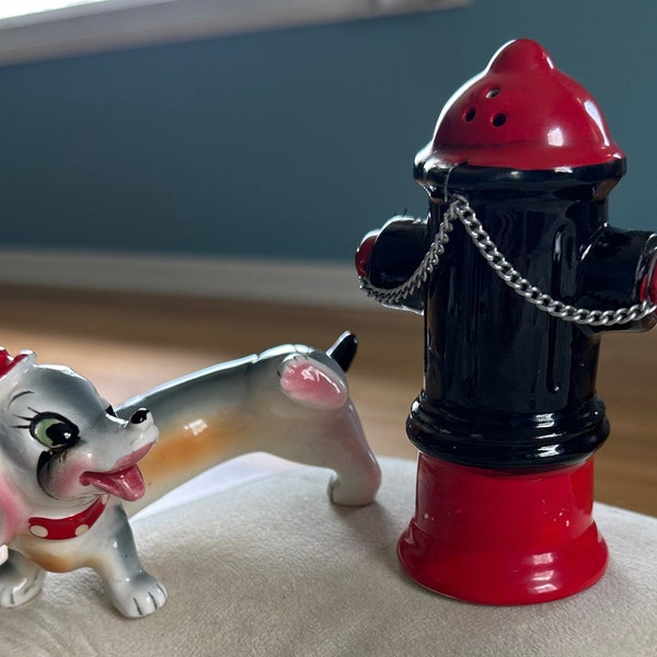 Japan Fire Hydrant Dog Salt And Pepper Shakers Funny Dog Peeing Fire Hydrant Ceramic Salt and Pepper Shakers Made in Japan Vintage Shakers