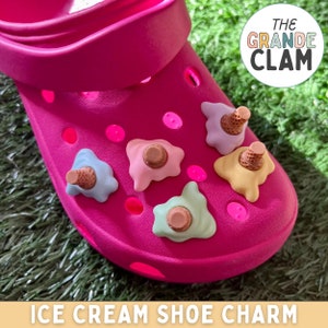 Sell Retail 1-24pcs PVC Shoe Charms Pink Mickey Ice Cream Cake Strawberry  Accessories Shoe Buckles For Croc Jibz Kids Present