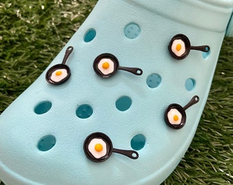 ONE Egg in Pan Shoe Charm // Handmade // Breakfast // Yummy // Fried Egg