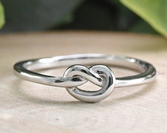 Knot Ring, The Knot Promise Ring, Love Knot Ring, Knot Ring for Girlfriends. Sterling Silver Knot Ring, Tie the Knot Engagement Ring