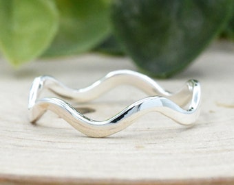 Minimalist Wavy Thumb Ring Silver, Solid 925 Sterling Silver Thumb Ring, Finger Ring, Stackable Ring, Wavy Curved Simple Ring, Thumb Ring