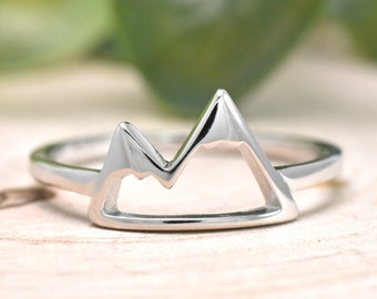 Snow Mountain Ring, High and Low Mountain Ring, Hikers Ring, Nature Inspired Dainty Mountain Ring, Sterling Silver Mountain Ring Minimalist