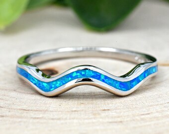 Anneau de pouce ondulé incrusté d'opale bleue, anneau de pouce en argent sterling massif 925, bague de pouce incurvée incrustée de vagues d'opale créée en laboratoire, anneau empilable