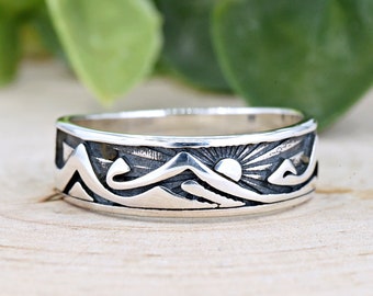 Mountains with Rising Sun Carved Solid 925 Sterling Silver Ring, Womens Mountains Range Ring, Nature Inspired Silver Band, Vintage Style